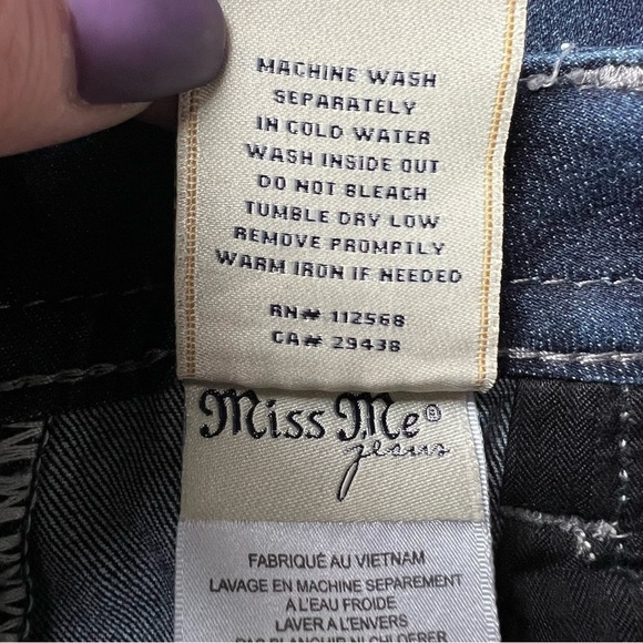 Miss Me Women’s Signature Skinny Dark Wash Rhinestone Embellished Jeans, Size 27 - Picture 8 of 11